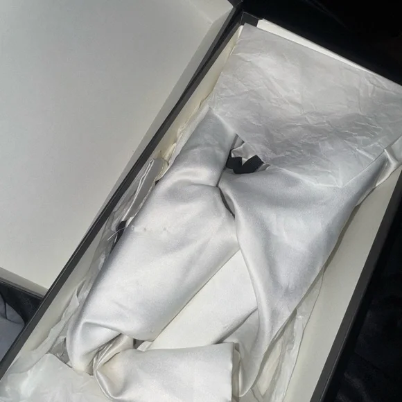 Gucci White Cartoon Print Sandals Rubber GG - Picture 3 of 6